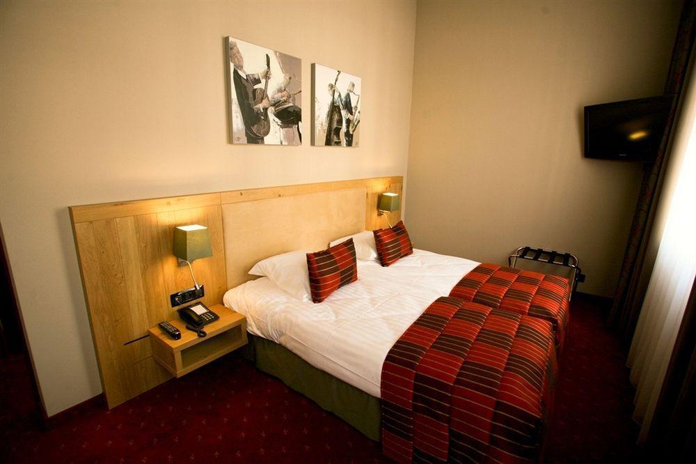 Hotel Verviers Van Der Valk Exterior photo